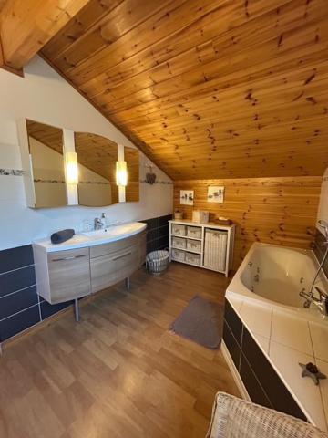 Chalet Les Ecureuils Saint-Nabord Exterior photo